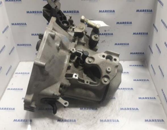 Manual Transmission PEUGEOT 208 I (CA, CC)