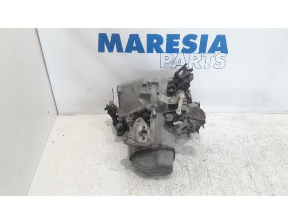 Manual Transmission PEUGEOT 208 I (CA, CC)