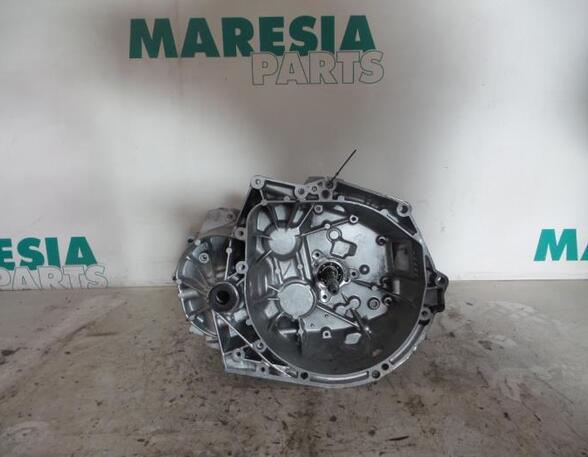 Manual Transmission PEUGEOT 208 I (CA, CC)