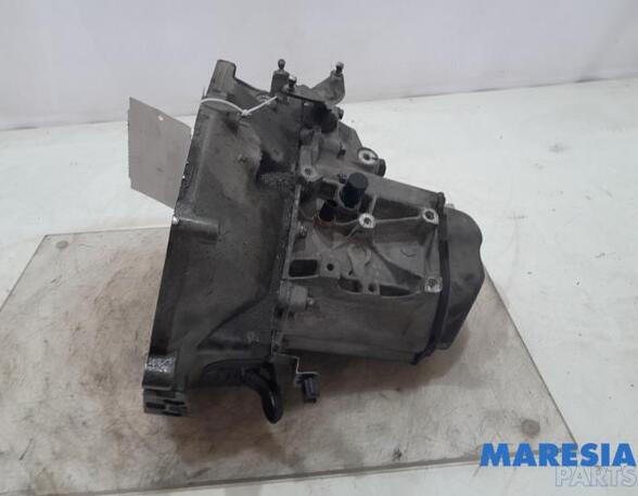 Manual Transmission PEUGEOT 208 I (CA_, CC_)