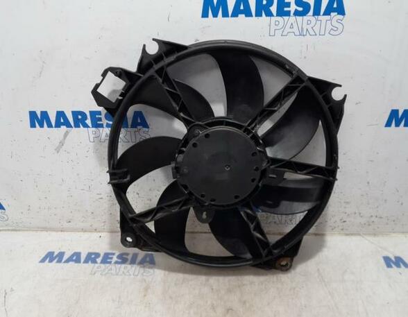 Elektromotor für Gebläse Steuergerätebox Renault Megane III Coupe Z 214810898R P18635188