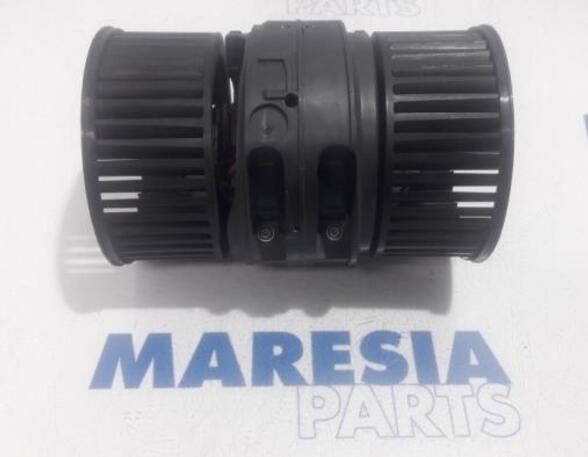 Interior Blower Motor OPEL VIVARO B Bus (X82)