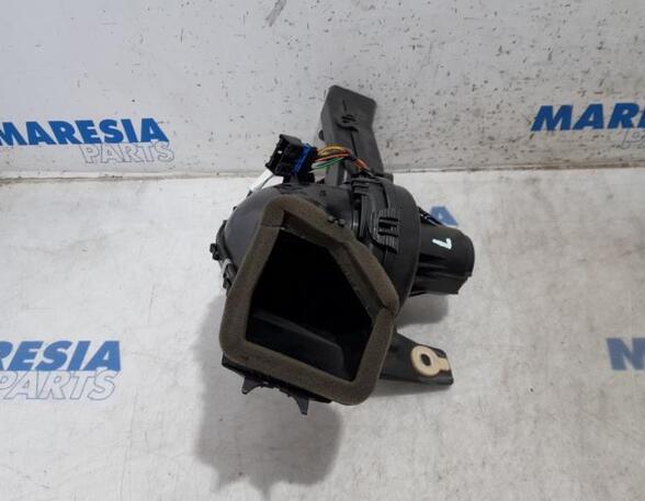 Interior Blower Motor PEUGEOT 5008 (0E, 0U)