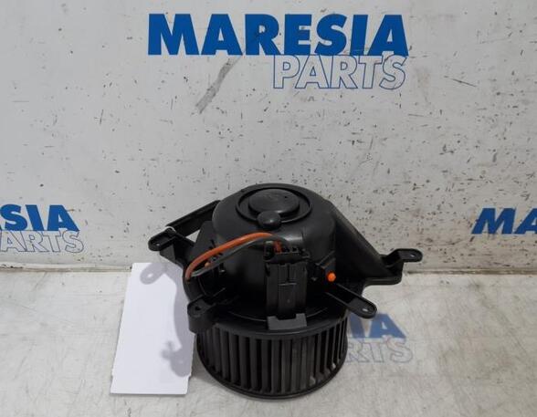 Interior Blower Motor PEUGEOT 5008 (0E, 0U), CITROËN DS5 (--), PEUGEOT 3008 Großraumlimousine (0U_)