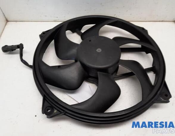 
Elektromotor für Gebläse Steuergerätebox Peugeot 307 CC  1253A9 P21073203
