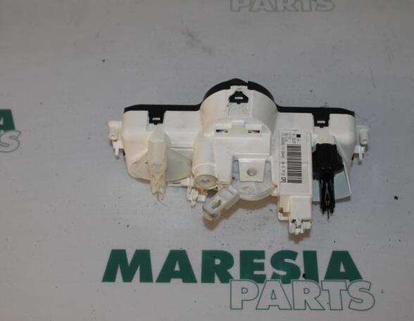 Heating & Ventilation Control Assembly RENAULT MEGANE II Saloon (LM0/1_)