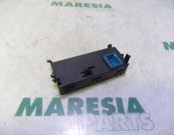 Control unit for heating and ventilation PEUGEOT 508 I (8D)