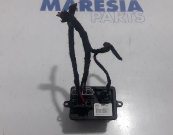 Resistor Interior Blower RENAULT Captur I (H5, J5), RENAULT Clio IV (BH)