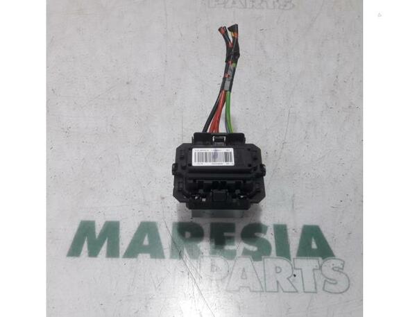 Resistor Interior Blower PEUGEOT 208 I (CA, CC)