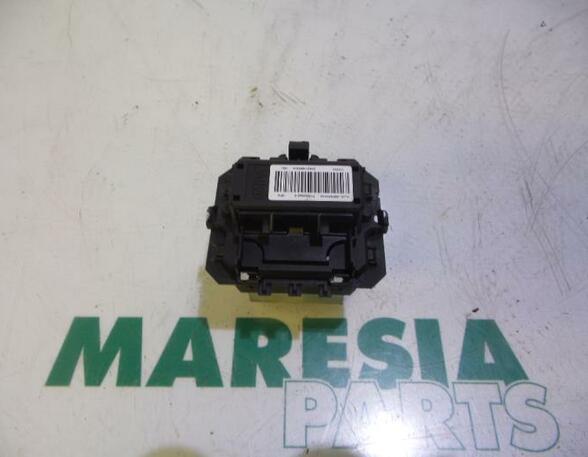 Resistor Interior Blower RENAULT Clio III (BR0/1, CR0/1)