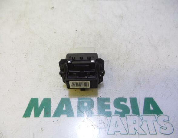 Resistor Interior Blower RENAULT Clio III (BR0/1, CR0/1)