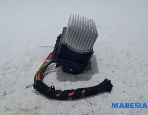 Resistor Interior Blower RENAULT Megane III Grandtour (KZ0/1)