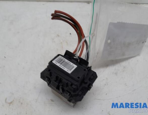 Resistor Interior Blower RENAULT CAPTUR I (J5_, H5_)