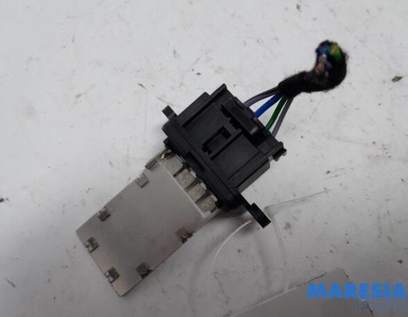 Resistor Interior Blower FIAT PANDA (312_, 319_), FIAT PUNTO (176_), FIAT PUNTO Convertible (176_), FIAT BARCHETTA (183_)