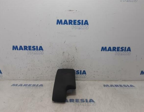 Armrest RENAULT MEGANE III Grandtour (KZ0/1)