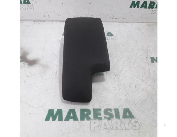 Armrest RENAULT MEGANE III Hatchback (BZ0/1_, B3_)