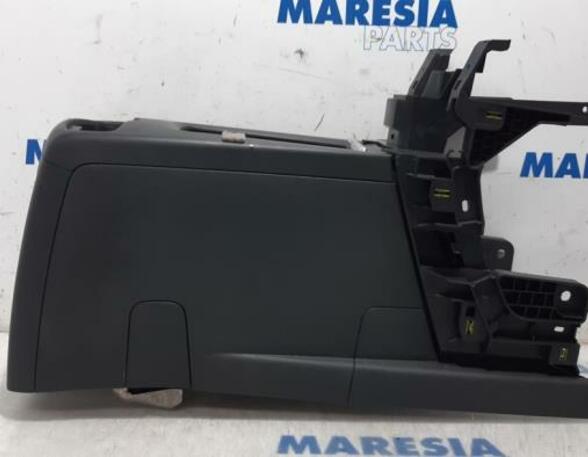 Center Console PEUGEOT 5008 (0E, 0U)