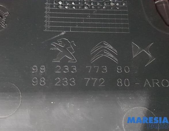 Mittelkonsole Peugeot 2008 II UD, US, UY, UK 98233772ZD P19853363