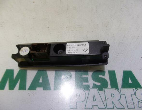 Monitor Navigationssystem Renault Espace IV K 8200023452 P6018752