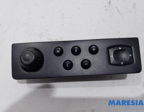 Monitor Navigationssystem Renault Espace IV K 8200023452 P19435104