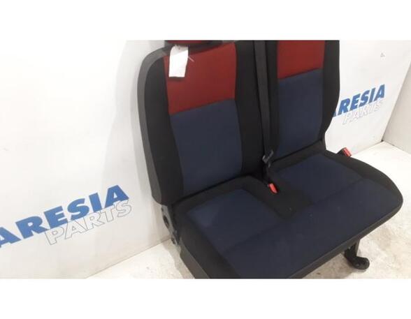 Rear Seat RENAULT Master III Kasten (FV)