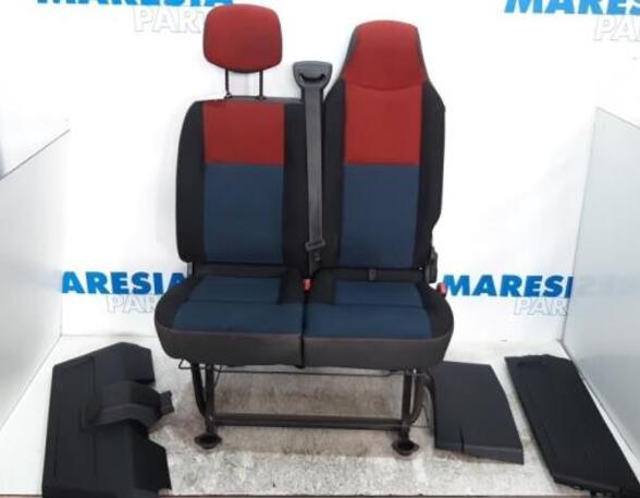 Rear Seat RENAULT Master III Pritsche/Fahrgestell (EV, HV, UV)