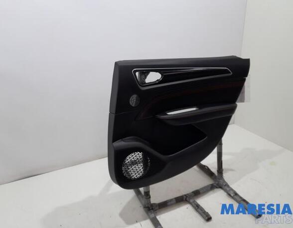 Door Card (Door Panel) RENAULT ARKANA I (LCM_, LDN_)