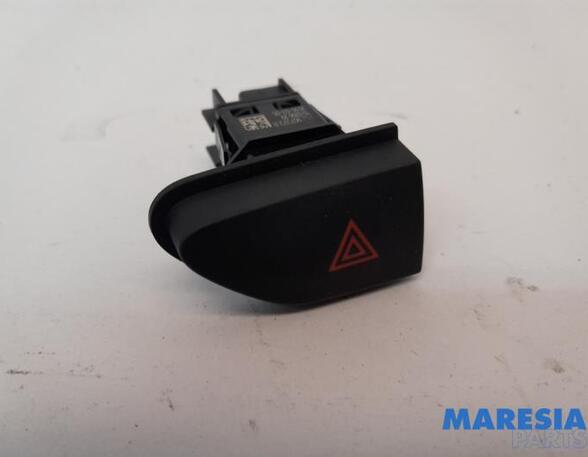 Schalter für Warnblinker Renault Captur  252907372R P19471894