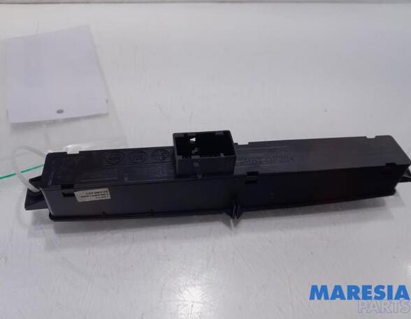 Schalter für Warnblinker Fiat Doblo Kasten/Kombi 263 7354981990 P20004860