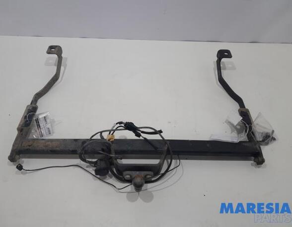 Tow Hitch (Towbar) NISSAN NV300 Kasten (X82)