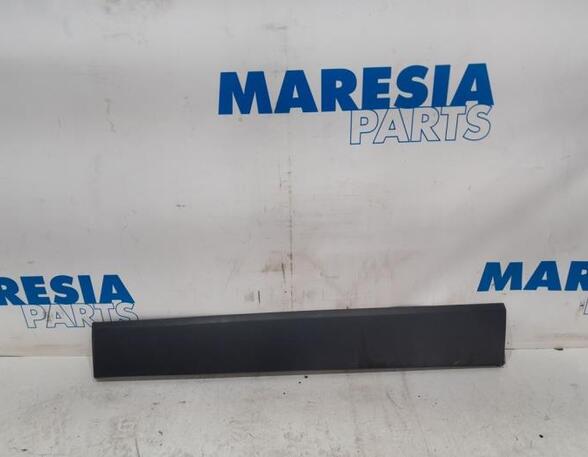 Trim Strip Bumper OPEL Vivaro B Kasten (--), OPEL Vivaro B Kasten (X82), OPEL Vivaro Combi (--)