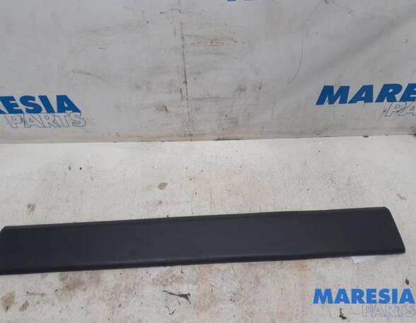 Trim Strip Bumper RENAULT Master III Kasten (FV)