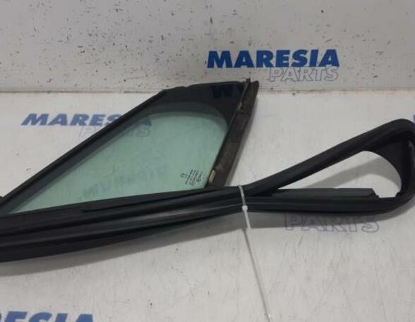 Side Window PEUGEOT 308 I (4A, 4C), PEUGEOT 308 SW I (4E, 4H)