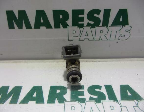 Injector Nozzle RENAULT Laguna I (556, B56)