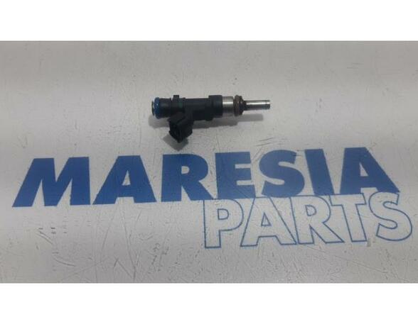 Injector Nozzle RENAULT CAPTUR I (J5_, H5_), RENAULT CLIO IV (BH_)