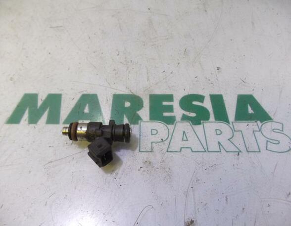 Injector Nozzle RENAULT TWINGO I (C06_)