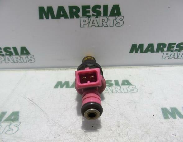 Injector Nozzle RENAULT TWINGO I (C06_)