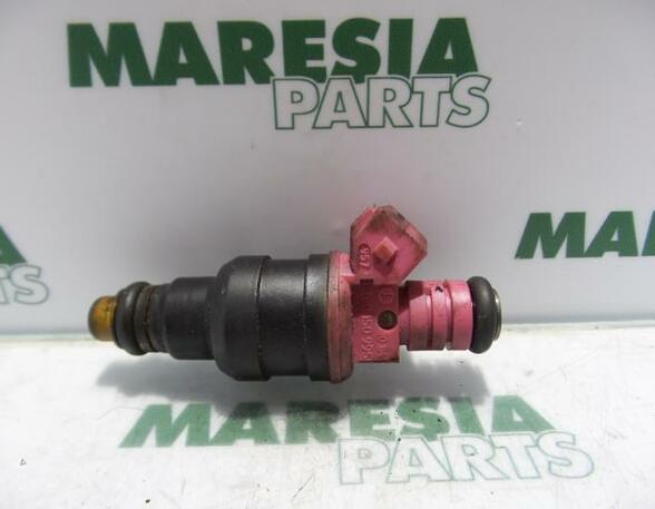 Injector Nozzle RENAULT TWINGO I (C06_)