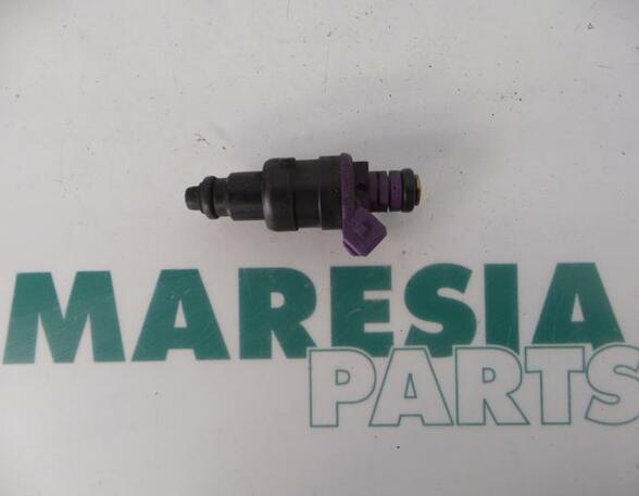 Injector Nozzle RENAULT TWINGO I (C06_)