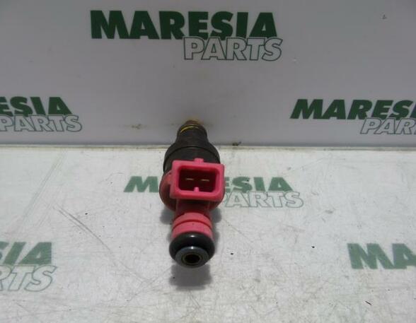 Injector Nozzle RENAULT TWINGO I (C06_)