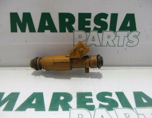 Injector Nozzle PEUGEOT 406 (8B)