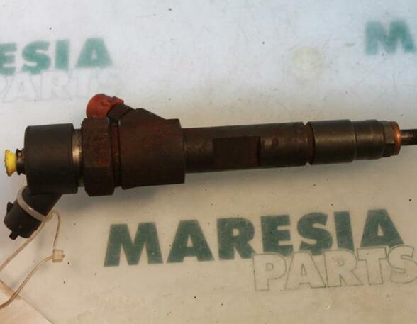 Injector Nozzle RENAULT MEGANE II Estate (KM0/1_)