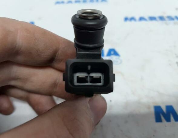 Injector Nozzle RENAULT MEGANE III Grandtour (KZ0/1)