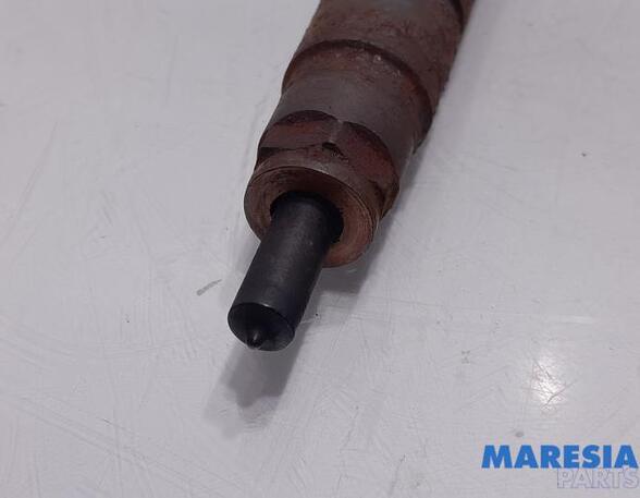 Injector Nozzle OPEL VIVARO B Van (X82)