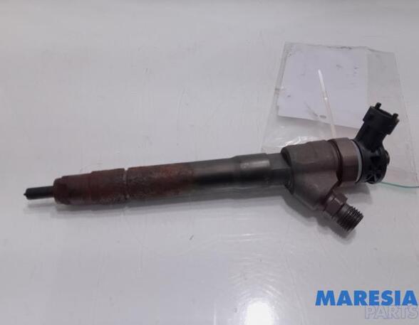 Injector Nozzle OPEL VIVARO B Van (X82)