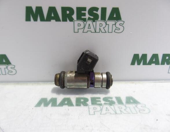 Injector Nozzle FIAT PUNTO (188_)