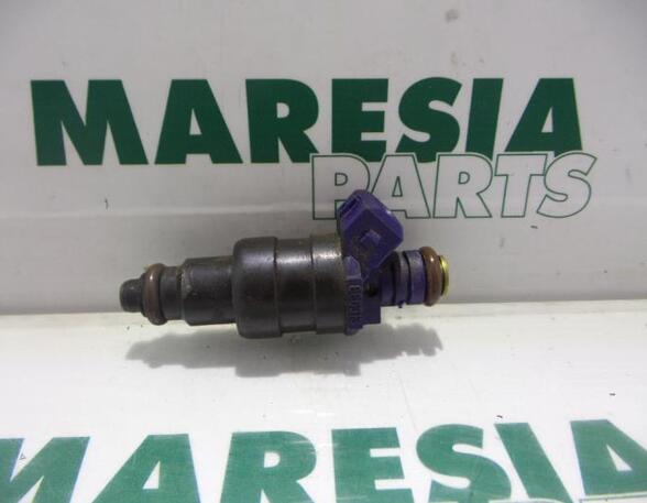 Injector Nozzle RENAULT MEGANE I Coach (DA0/1_)