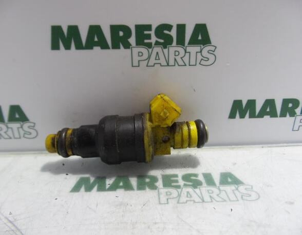 Injector Nozzle ALFA ROMEO 146 (930_), ALFA ROMEO 145 (930_), ALFA ROMEO 156 (932_), ALFA ROMEO 166 (936_)