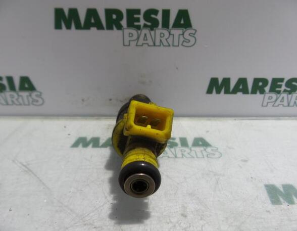 Injector Nozzle ALFA ROMEO 146 (930_), ALFA ROMEO 145 (930_), ALFA ROMEO 156 (932_), ALFA ROMEO 166 (936_)