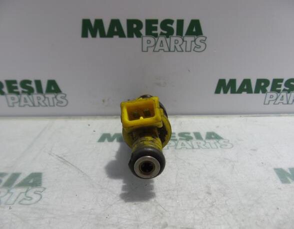 Injector Nozzle ALFA ROMEO 146 (930_), ALFA ROMEO 145 (930_), ALFA ROMEO 156 (932_), ALFA ROMEO 166 (936_)